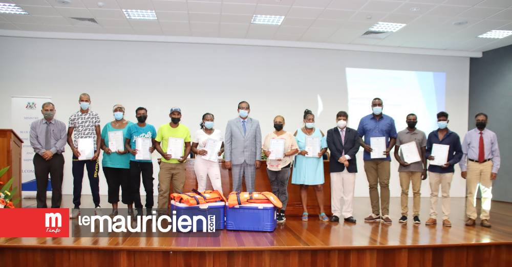 Secteur de la pêche : 106 pêcheurs décrochent leurs cartes professionnelles